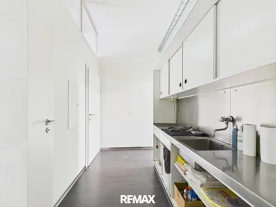 Gewerbeimmobilie mieten in Wiener Neustadt – 173 m², € 1.200 – Bild 7 von 18