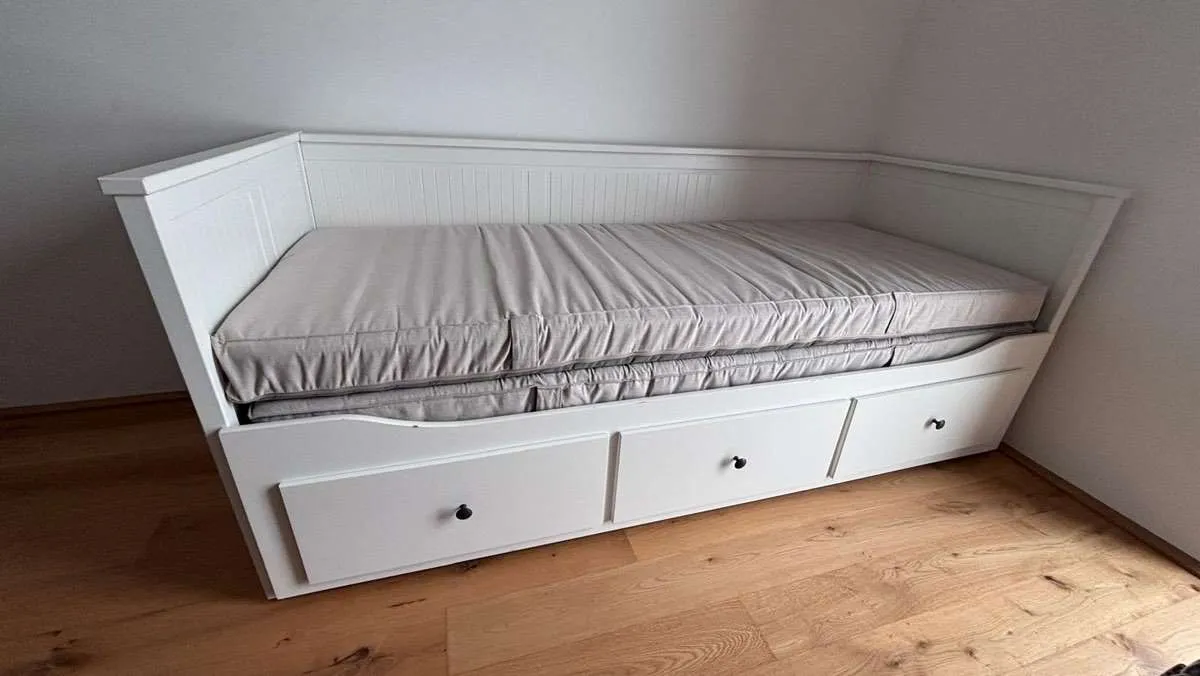 IKEA HEMNES Bett, Gästebett, Tagesbett - gebraucht, voll funktionsfähig, € 199,- (5124 Haigermoos)