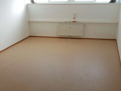 1-Zimmer-Gewerbeimmobilie mieten in Gänserndorf – 35 m², € 511 – Bild 5 von 6