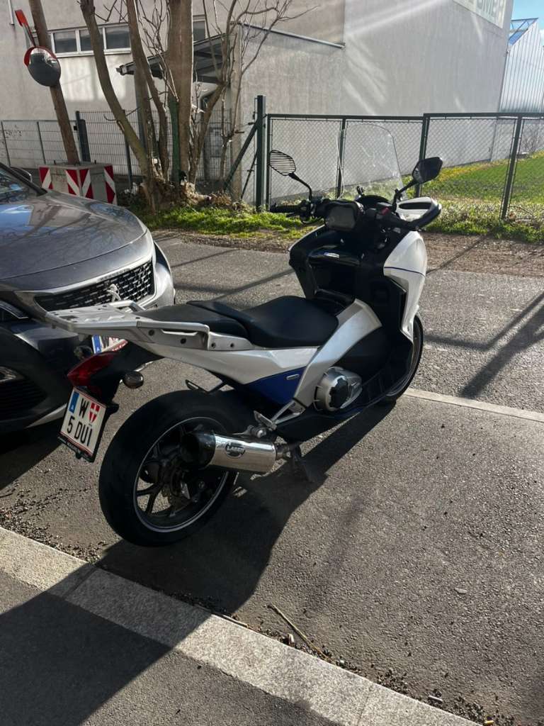 Honda Integra RC62 Tourer