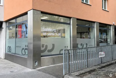 Gewerbeimmobilie mieten in Salzburg Stadt – 139 m², € 2.000 – Bild 2 von 8