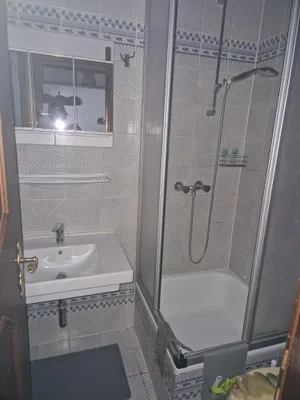 1-Zimmer-Wohnung mieten in Kitzbühel – 20 m², € 450 – Bild 7 von 8