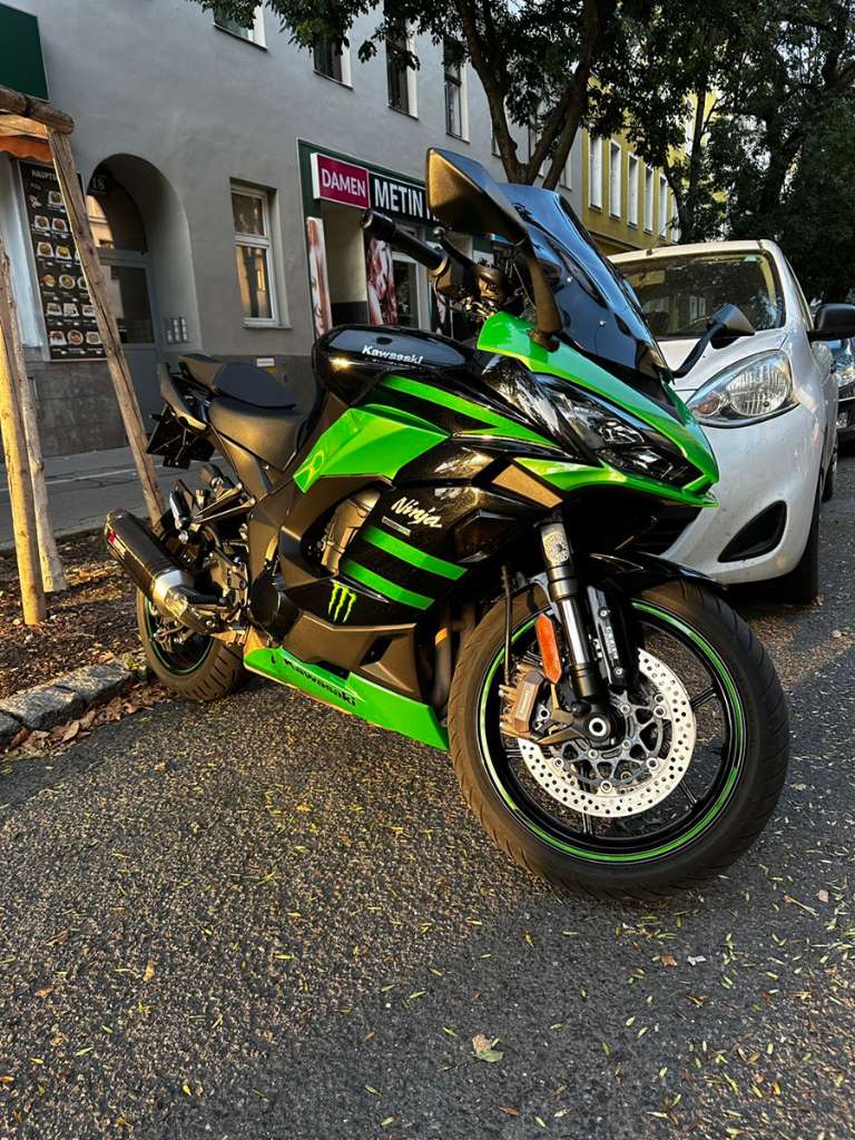 Kawasaki Ninja SX 1000 Tourer