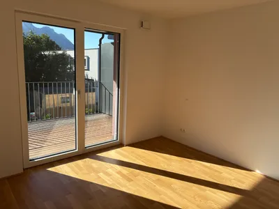 2-Zimmer-Wohnung mieten in Hallein – 51 m², € 1.370 – Bild 2 von 7