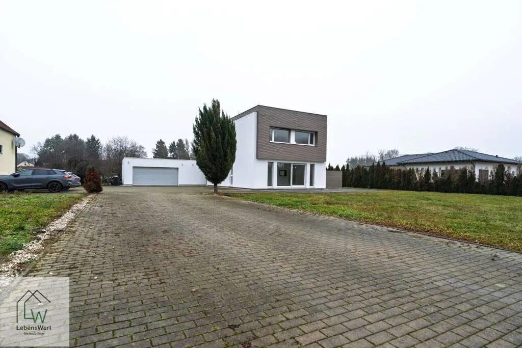 Privates Naturresort: Designhaus mit Schwimmteich & 3.149 m² – pohled 3