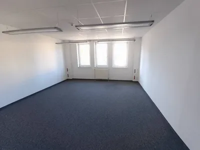 Gewerbeimmobilie mieten in Sankt Pölten – 346 m², € 4.000 – Bild 14 von 24