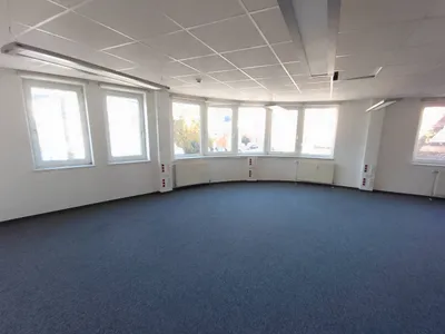 Gewerbeimmobilie mieten in Sankt Pölten – 346 m², € 4.000 – Bild 8 von 24