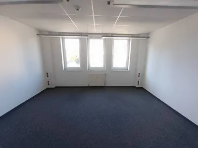 Gewerbeimmobilie mieten in Sankt Pölten – 346 m², € 4.000 – Bild 13 von 24