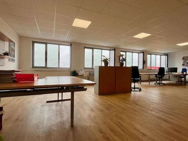Neu sanierte Büroflächen (~ 16 m² bis ~ 227 m²) in der ehem. Kopal-Kaserne zu vermieten - Ansicht 3