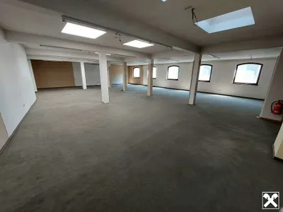 10-Zimmer-Gewerbeimmobilie kaufen in Bruck an der Leitha – 100 m², € 684.000 – Bild 7 von 14