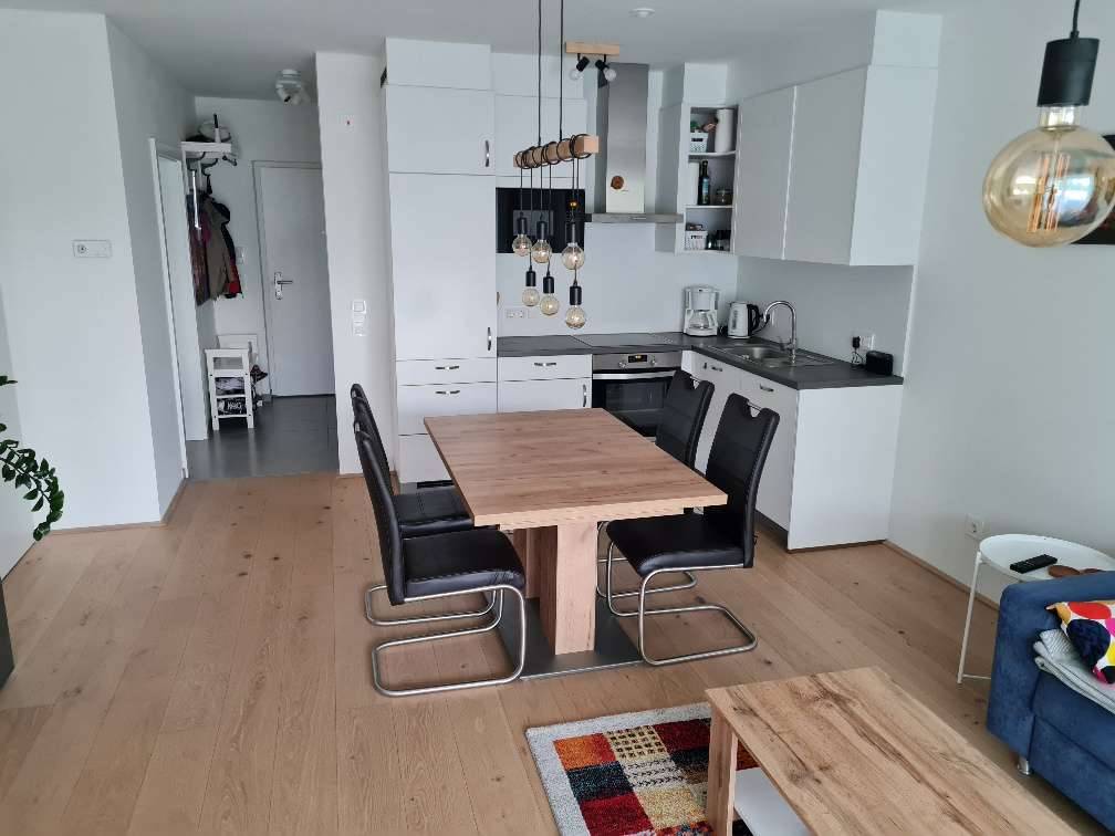 Hochwertige 3-Zimmer-Wohnung mit Blick ins Grüne – pohled 2