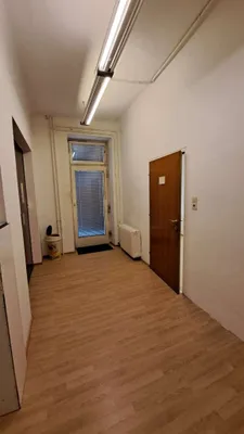 2-Zimmer-Gewerbeimmobilie mieten in Wien – 56 m², € 835 – Bild 6 von 9