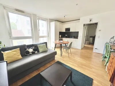 TOPLAGE | HELLE 2 ZIMMER | OPTIMALE RAUMAUFTEILUNG | U-BAHN-NÄHE – Bild 3