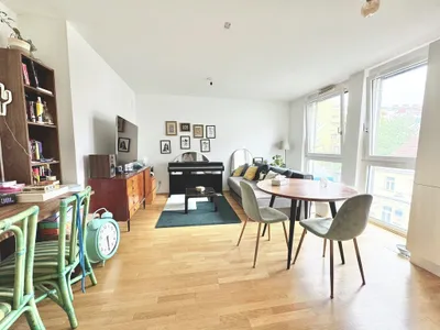 TOPLAGE | HELLE 2 ZIMMER | OPTIMALE RAUMAUFTEILUNG | U-BAHN-NÄHE – Bild 2