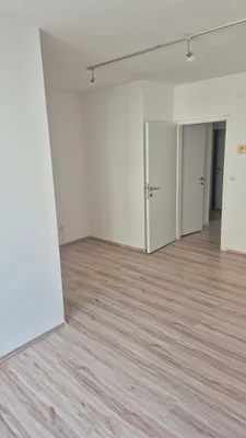 2-Zimmer-Wohnung mieten in Linz – 50 m², € 840 – Bild 3 von 8