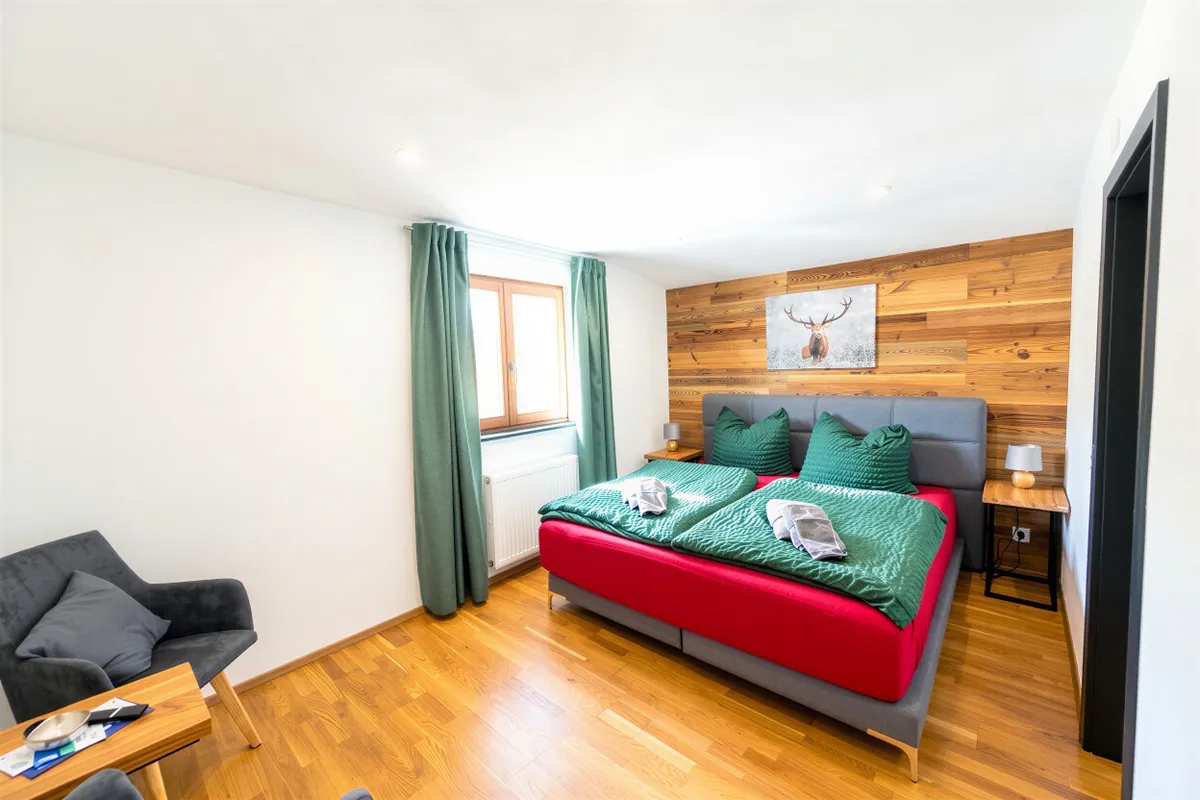 TOP-INVESTMENT! Liebevoll renovierte Wohnung im Zentrum von Fieberbrunn - Widok 2