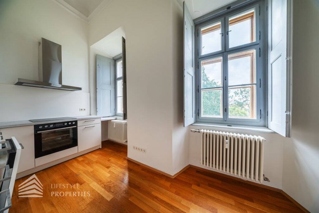 Residieren im Schloss! 3-Zimmer Wohnung in Ebergassing - Ansicht 3