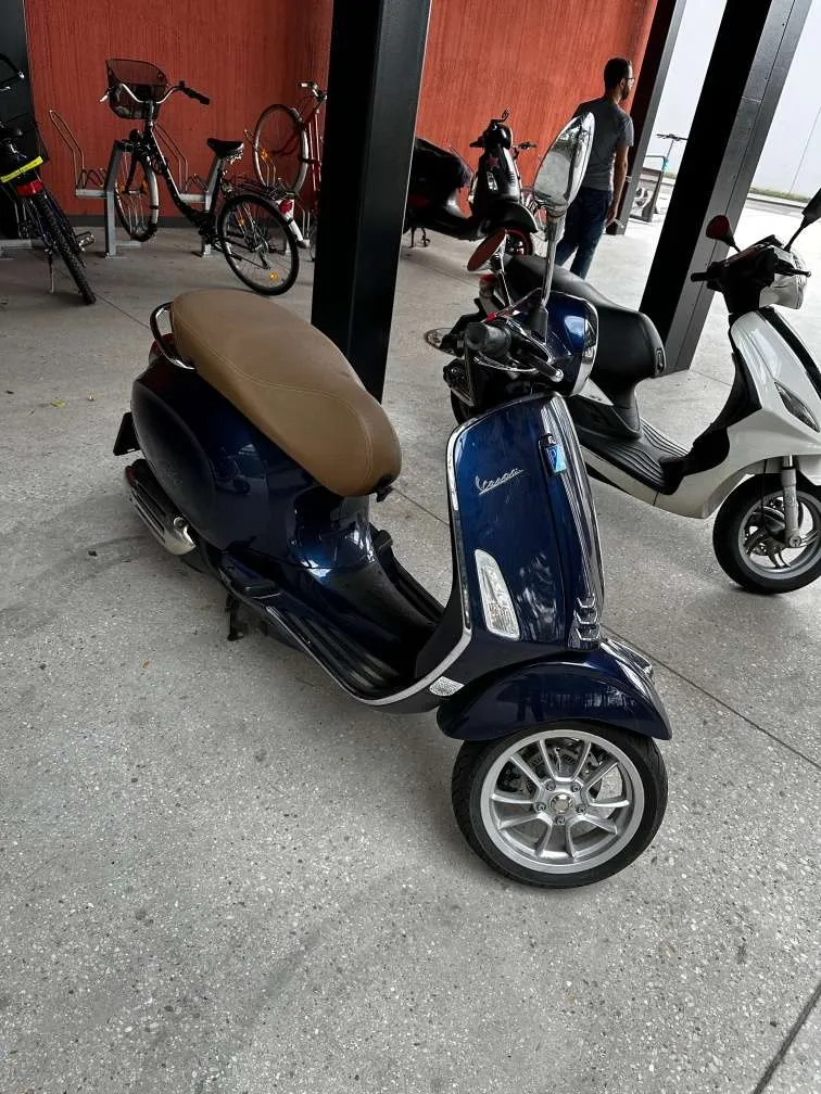 Vespa Primavera