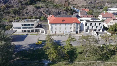 28-Zimmer-Gewerbeimmobilie kaufen in Krems an der Donau – 2 382 m², € 2.600.000 – Bild 2 von 17