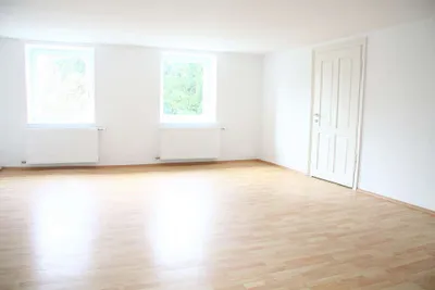 Wohnung mieten in Amstetten – 90 m², € 350 – Bild 1 von 13