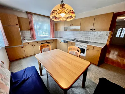 Haus kaufen in Vöcklabruck – 170 m², € 397.000 – Bild 3 von 17