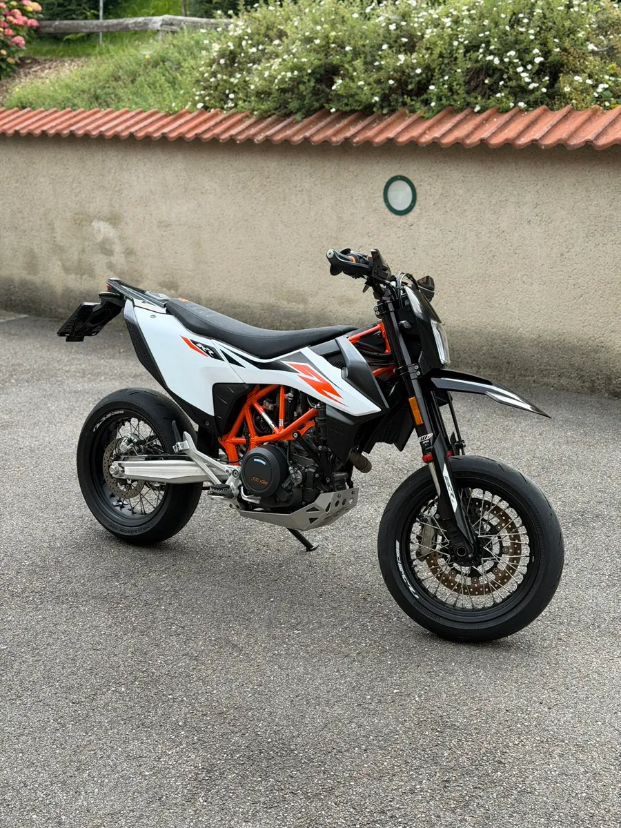 KTM 690