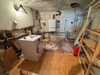 10-Zimmer-Gewerbeimmobilie kaufen in Krems an der Donau – 370 m², € 129.900 – Bild 32 von 34