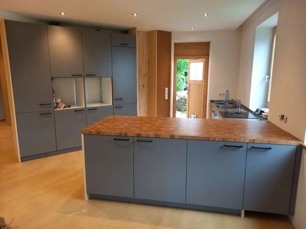 Loft-Charakter im Grünen- Außergewöhnliche Gartenwohnung mit Naturmaterialien - Ansicht 2