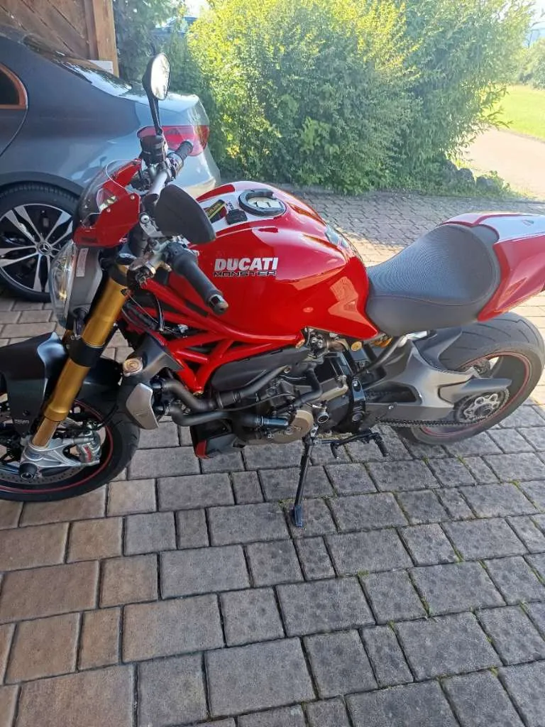Ducati Monster