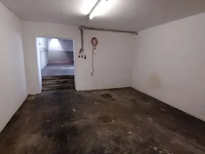 6-Zimmer-Gewerbeimmobilie mieten in Wien – 299 m², € 3.600 – Bild 7 von 22