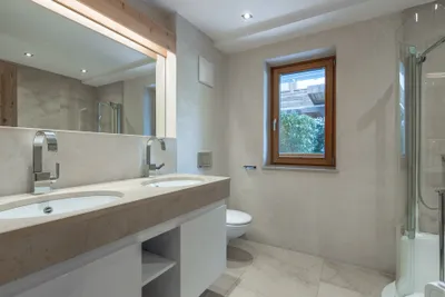 4-Zimmer-Haus kaufen in Kitzbühel – 207 m², € 2.595.000 – Bild 7 von 9