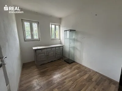 7-Zimmer-Immobilie kaufen in Graz-Umgebung – 273 m², € 229.000 – Bild 20 von 30