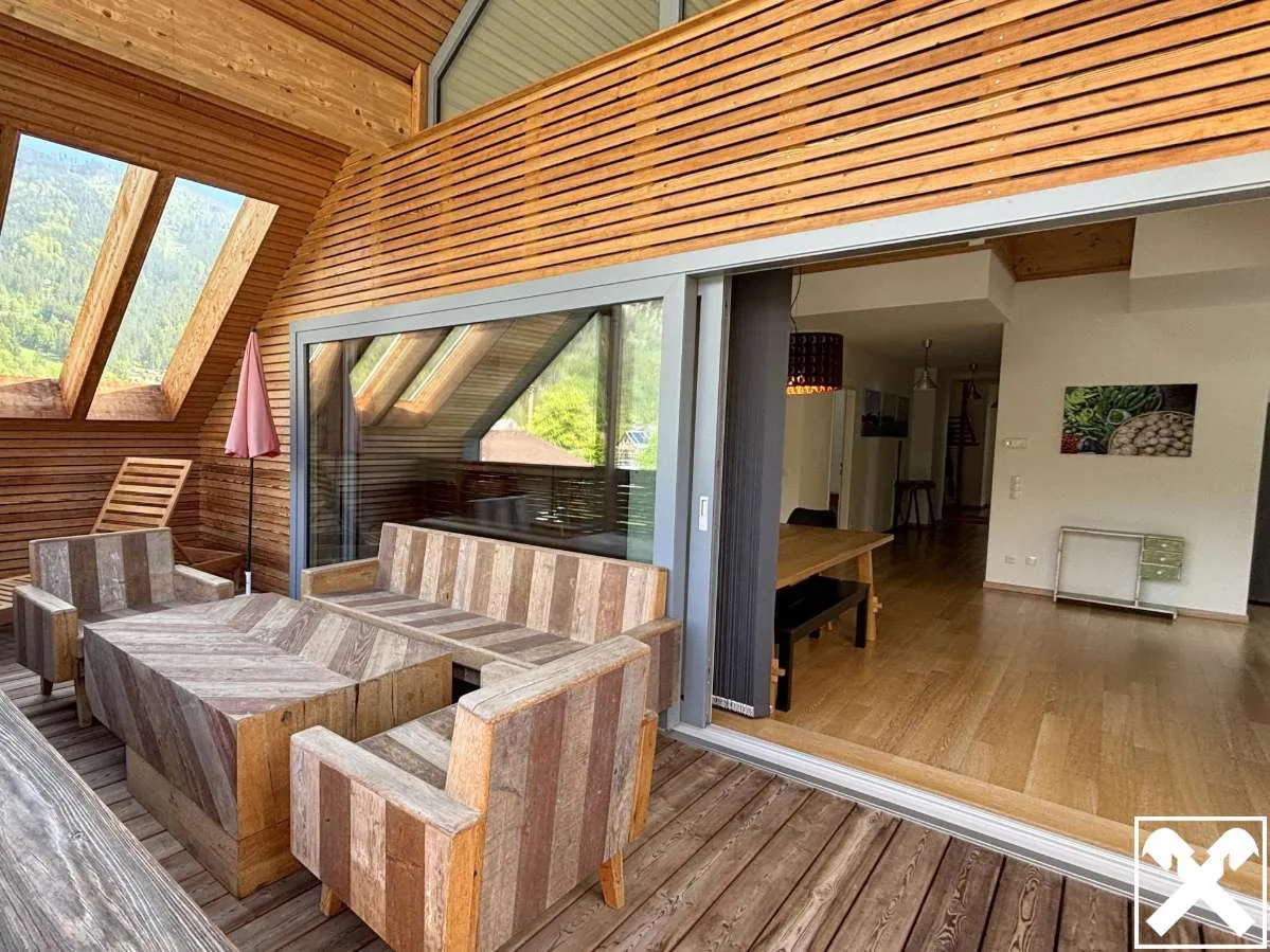 Traumhafte Penthouse Wohnung mit großem Balkon und Terrasse - Ansicht 3