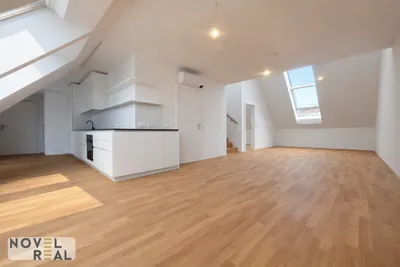 Traumhafte 3-Zimmer-Dachgeschoßwohnung in 1090 Wien - Ihr Erstbezug wartet auf Sie! – Bild 3