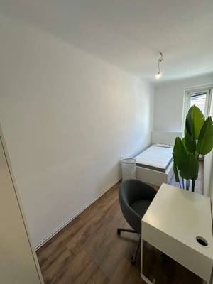 Ab 1.7.: WG Zimmer in 1100 Wien: ab 387 EUR - möbliert + Internet + Strom + Heizung alles inkludiert