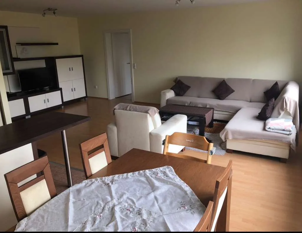Vollmöblierte moderne 3-Zimmer-Wohnung mit Pool, Sauna & Top-Anbindung nahe Donauinsel & Millennium City, WG-geeignet - Widok 3