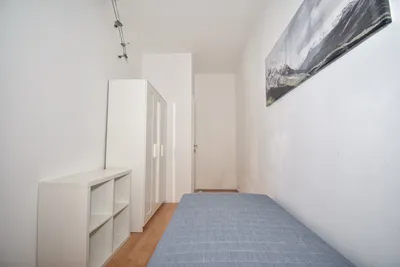 Möbliertes Zimmer | Humboldtplatz 10 | 3-6+ Monate – Bild 2
