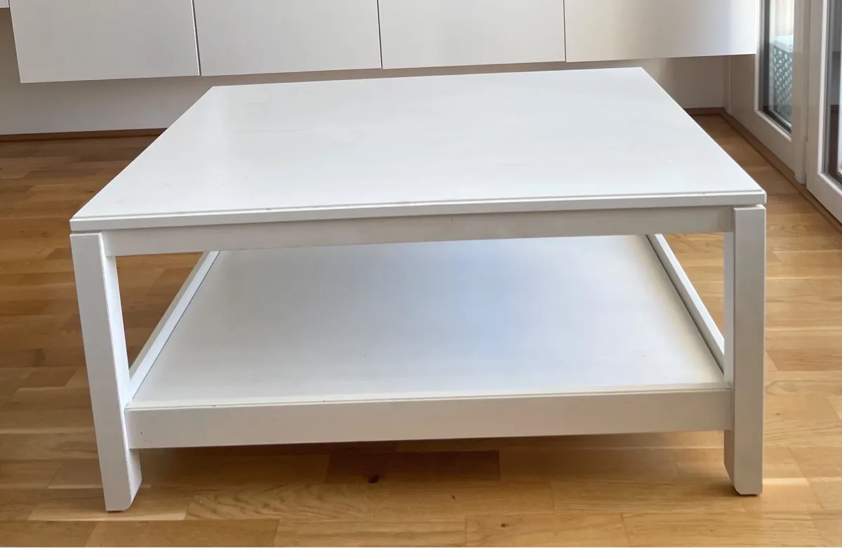 Couchtisch Weiß Ikea, € 50,- (9020 Klagenfurt)