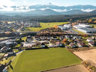 Grundstück kaufen in Villach Land – 845 m², € 185.900 – Bild 1 von 7