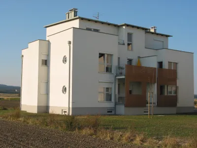 4-Zimmer-Wohnung mieten in Eisenstadt - Umgebung – 92,75 m², € 943 – Bild 2 von 2