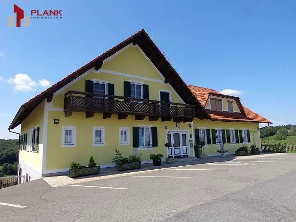 Sehr bekannter Heuriger mit Gästehaus in traumhafter Höhenlage nahe der Therme Loipersdorf! - Ansicht 2