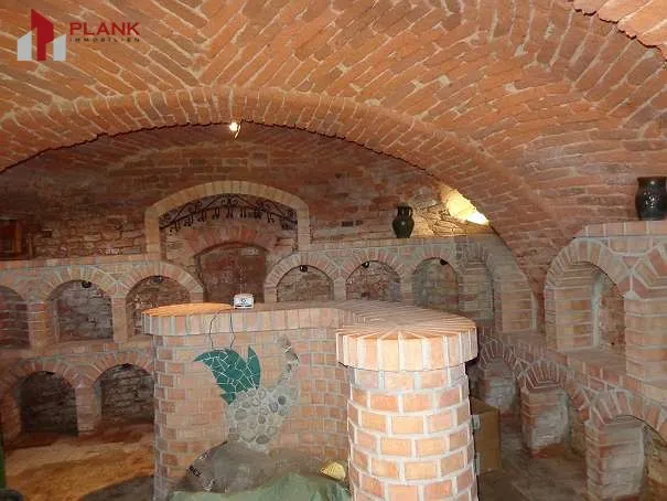 Sehr bekannter Heuriger mit Gästehaus in traumhafter Höhenlage nahe der Therme Loipersdorf! - Ansicht 3