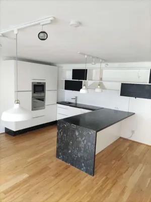 4-Zimmer-Wohnung mieten in Innsbruck-Land – 108 m², € 1.800