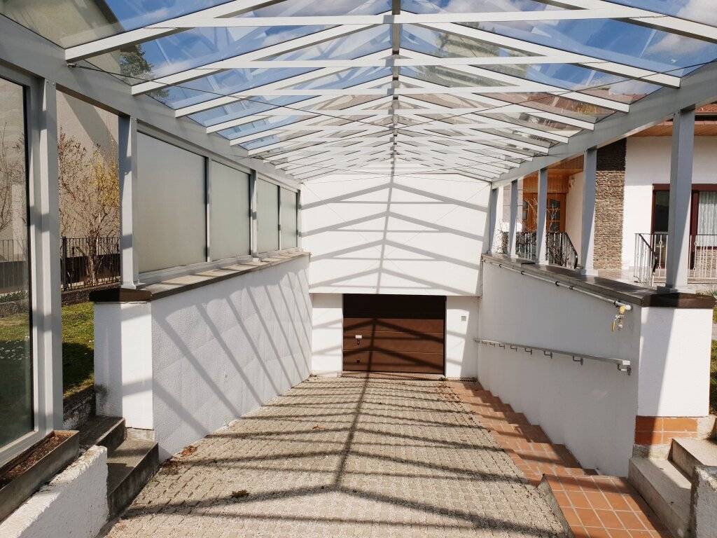 Edler Bungalow mit Swimmingpool zu verkaufen! - Ansicht 3