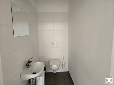 11-Zimmer-Immobilie mieten in Amstetten – 540 m², € 4.482 – Bild 12 von 18