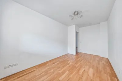 5-Zimmer-Wohnung mieten in Innsbruck – 112 m², € 2.500 – Bild 12 von 34