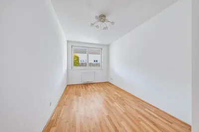 5-Zimmer-Wohnung mieten in Innsbruck – 112 m², € 2.500 – Bild 11 von 34