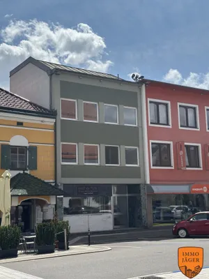 5-Zimmer-Wohnung mieten in Perg – 210 m², € 1.500 – Bild 1 von 18