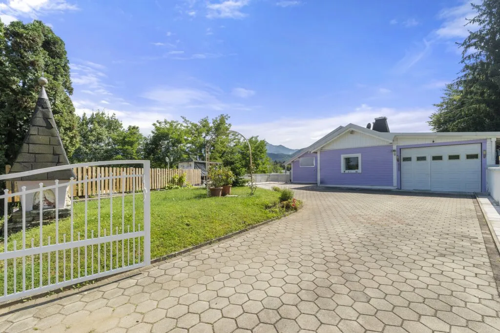 Wohnen wo andere Urlaub machen - gepflegter Bungalow mit Fernblick in Rosegg nahe Velden, Emmersdorf