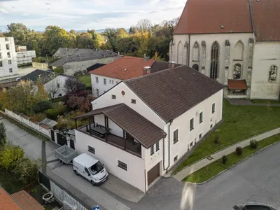 10-Zimmer-Immobilie kaufen in Wiener Neustadt Land – 380 m², € 799.000 – Bild 2 von 28